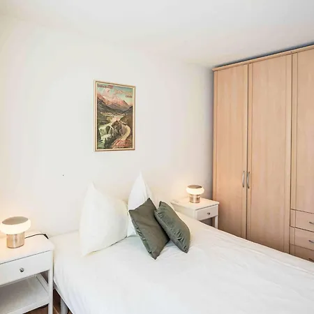 Chesa Fleury Appartement *