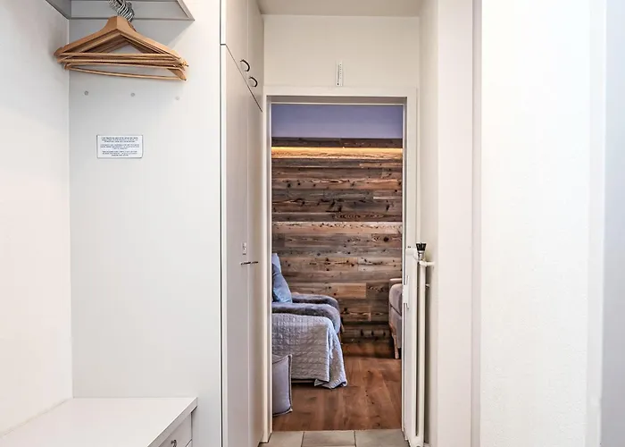 Chesa Fleury By Interhome